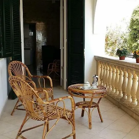 Terrazze Fronte Mare 3 Daire